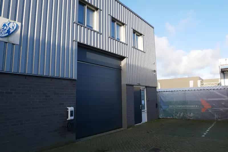 Bedrijfshal te huur 's-Gravenzande 313m2