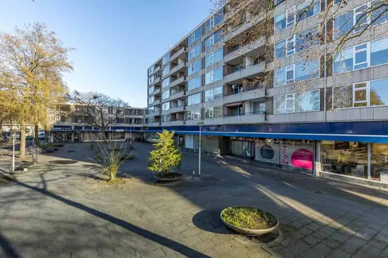 Winkelruimte te huur Rotterdam  Jacob van Campenplein