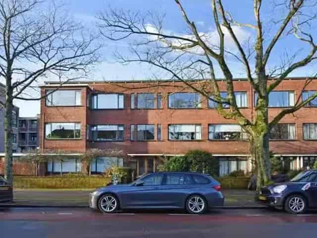 Appartement te koop in Den Haag Zeeheldenkwartier