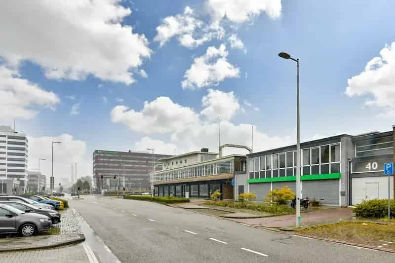 Bedrijfshal Amsterdam 1410m2 te huur Kabelweg