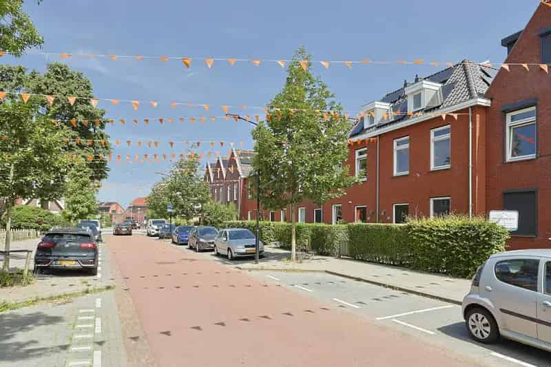 Huis te koop Beverwijk: 5 slaapkamers, energielabel A+