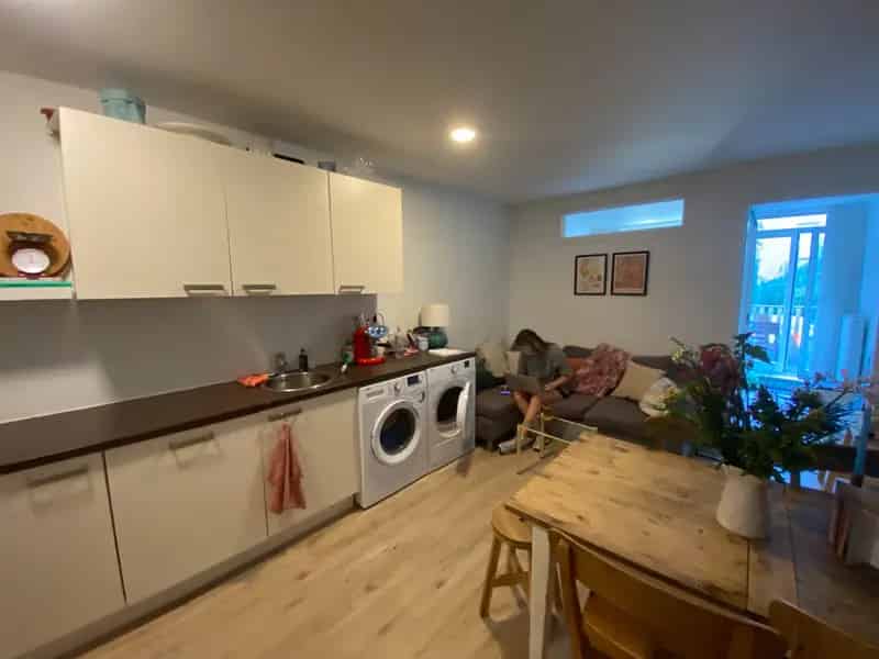 Onderhuurder gezocht Bilderdijkstraat Grote kamer met terras