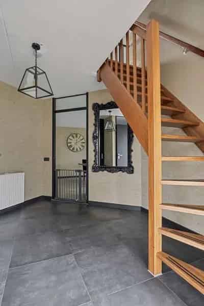 Vrijstaande woning Zwartemeer 5 slaapkamers 2 badkamers grote tuin