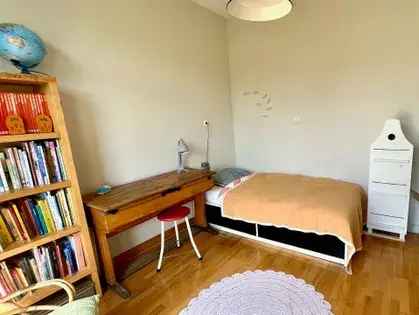 4 Slaapkamers Huis 170m2 Den Haag Gemeubileerd Tuin