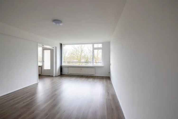Ruim 4 Kamer Appartement Ommoord 102m2 Balkon Berging Parkeerplaats
