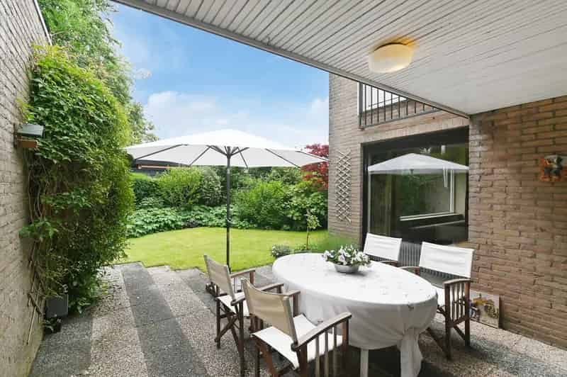 Semi-bungalow te koop Berkel en Rodenrijs 145m2 3 slaapkamers