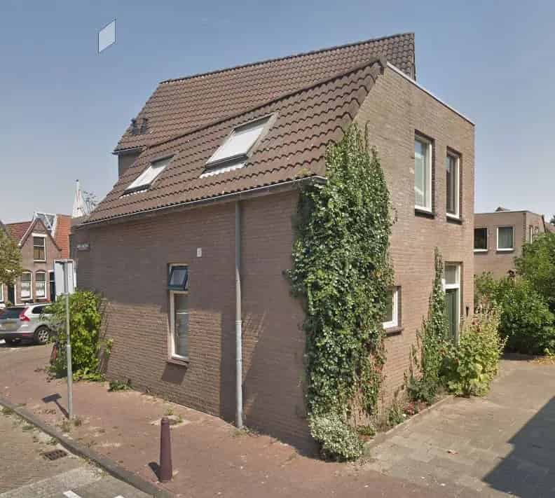 Rolstoeltoegankelijke Benedenwoning met Aangepaste Keuken en Badkamer