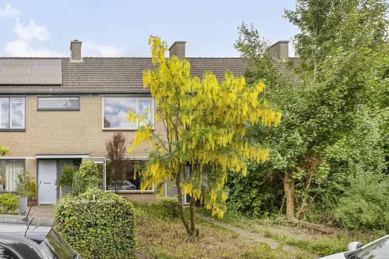 Gezinswoning Vredenburg Arnhem 4 slaapkamers tuin berging