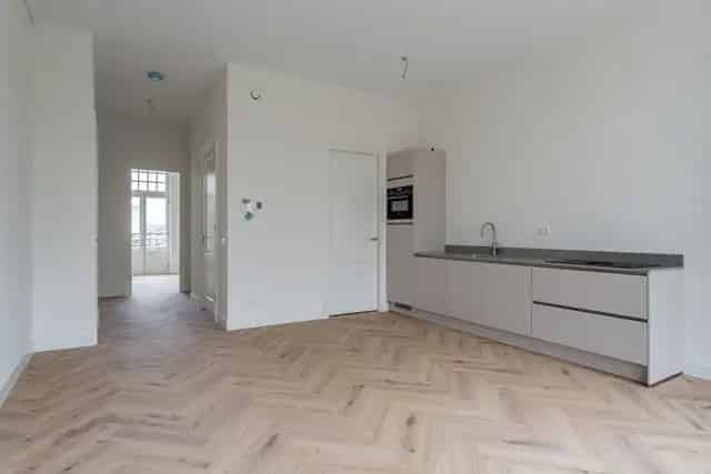 Portiekflat Rotterdam Centrum 2 Kamers 62m2 Huur