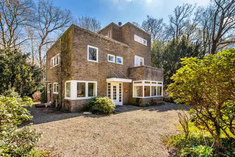 Vrijstaande Villa te Koop Naarden 206m² 3213m² Perceel