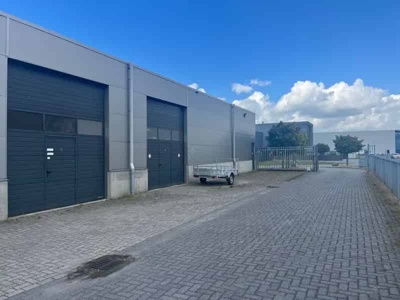 Bedrijfshal Leek | Zoek bedrijfshallen te koop: Kapteynlaan 21-b 9351 VG Leek 