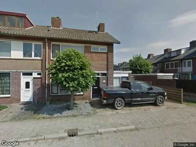 Hoekwoning Cuijk 105m2 Nabij Bushalte Snelweg School