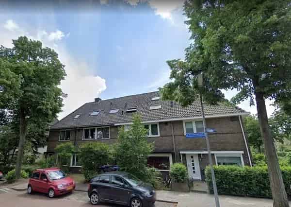 Ruime Tussenwoning Hilversum Nabij Station