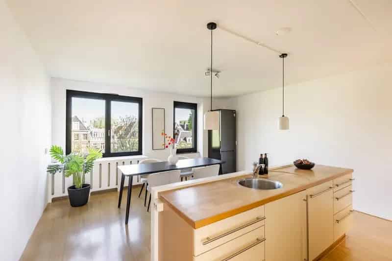 Appartement Amsterdam Centrum Nieuwe Kerkstraat 2 slaapkamers Dakterras