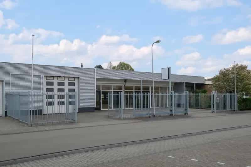 Bedrijfshal te Koop Haaksbergen Showroom Werkplaats 509m2
