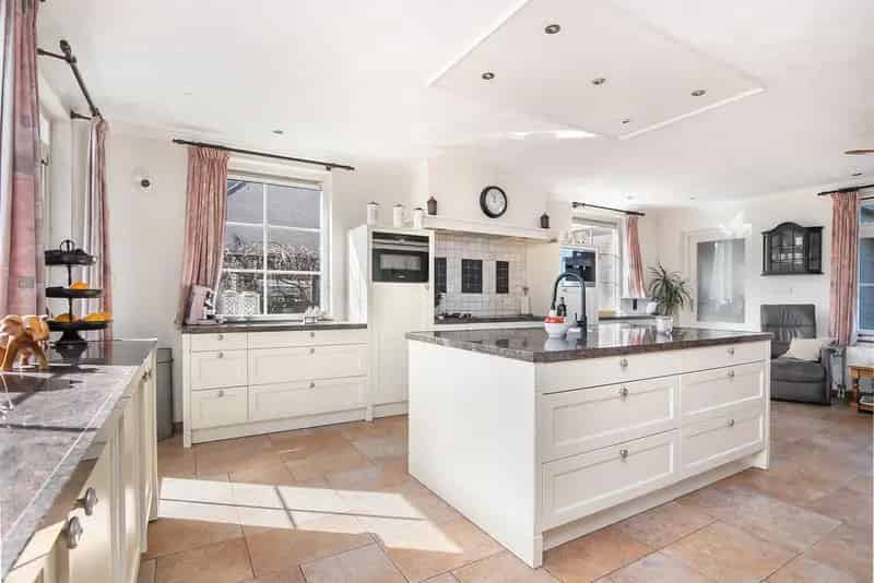Ruime 8 Kamer woning Hoek van Holland 235m2 7 slaapkamers