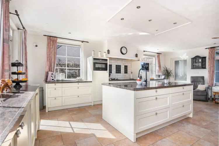 Ruime 8 Kamer woning Hoek van Holland 235m2 7 slaapkamers