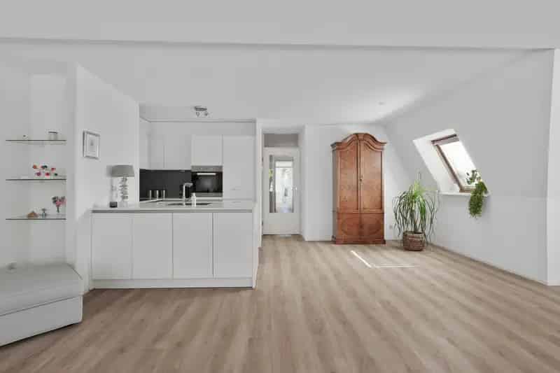 Luxe gelijkvloers penthouse Bergen Centrum 2 terrassen 128m²