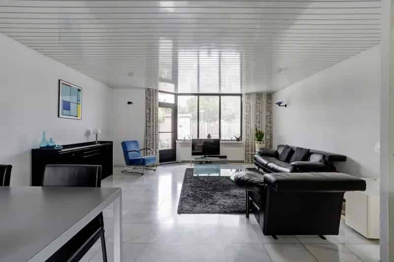Ruime 5-kamer Hoekwoning Schenkel Spijkenisse