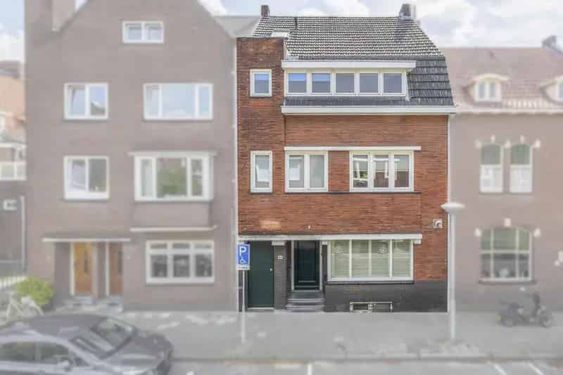 Herenhuis 4 Verdiepingen 6 Slaapkamers Diepe Tuin Venlo