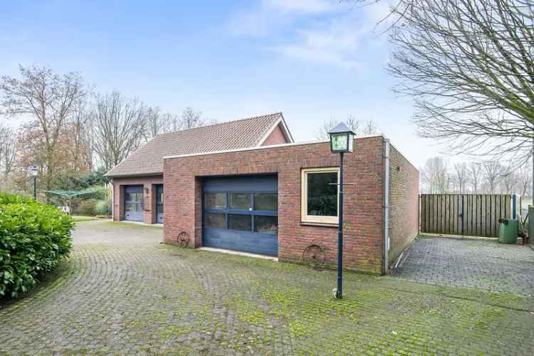 Bedrijfshal Sint Anthonis | Zoek bedrijfshallen te koop: Boxmeerseweg 23 5845 ET Sint Anthonis 