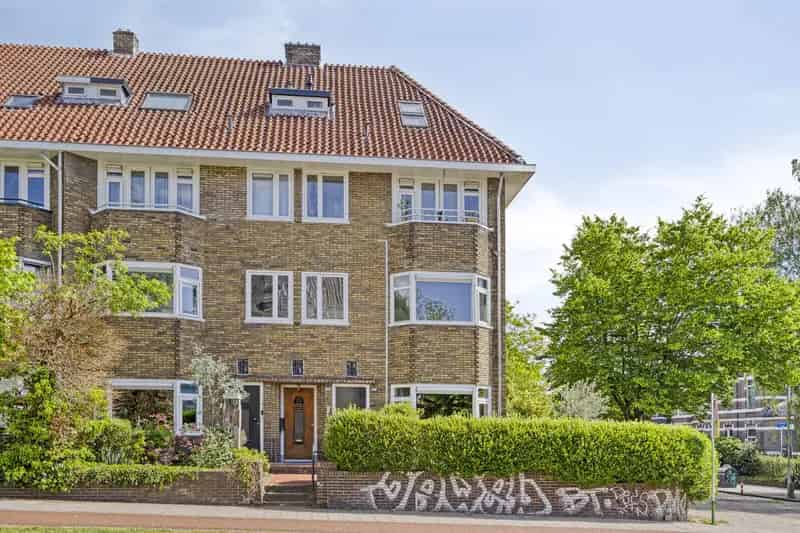 Jaren 30 Benedenwoning Arnhem Tuin Garage Parkeerplek