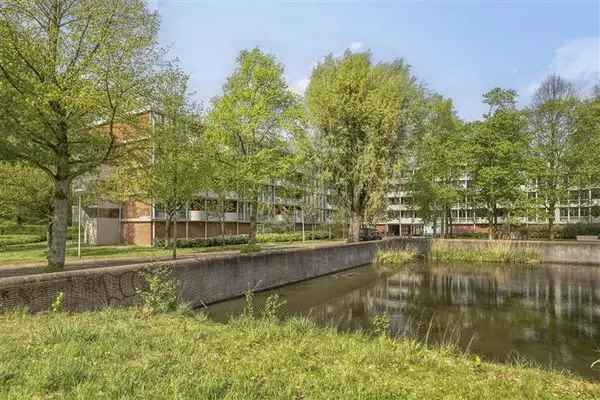 Ruim Appartement Amsterdam Noord 92m2 Balkon Twee Slaapkamers