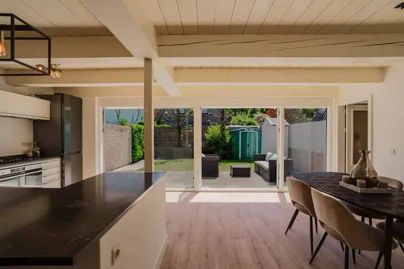 Huis te koop Eemnes 5 slaapkamers 2 badkamers Grote tuin