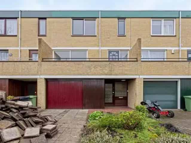 Royale Drive In Woning in Purmerend met Garage en Tuin