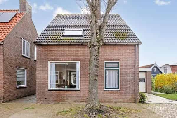Vrijstaande woning Westkapelle centrum  3 slaapkamers garage vuurtoren uitzicht