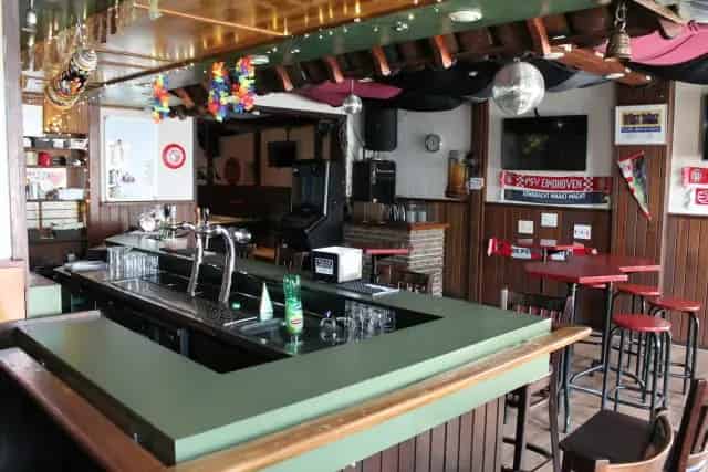 Beleggingspand Geldrop: Café-Zaal met Appartement