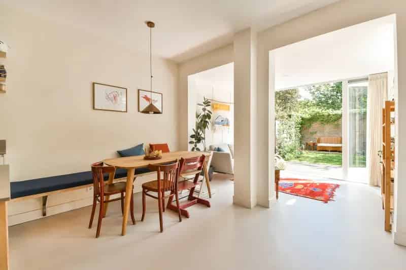 Amsterdam De Pijp: Gerenoveerd Benedenhuis met Tuin