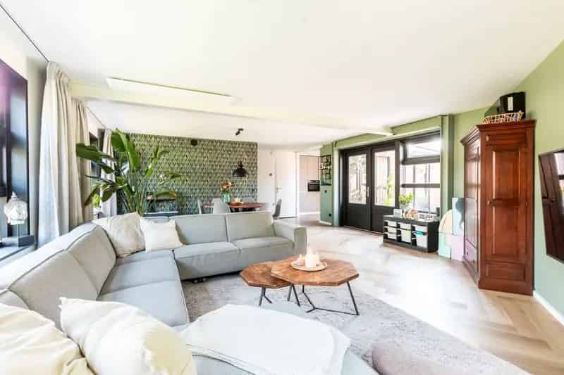Ruime Hoekwoning te Lelystad 4 Slaapkamers Luxe Keuken Garage Dakterras