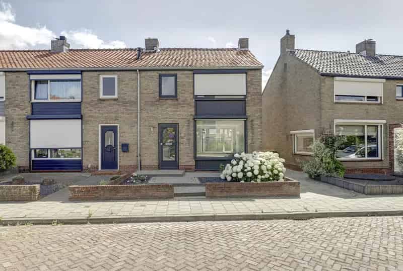 Eengezinswoning Yerseke 3 slaapkamers moderne badkamer