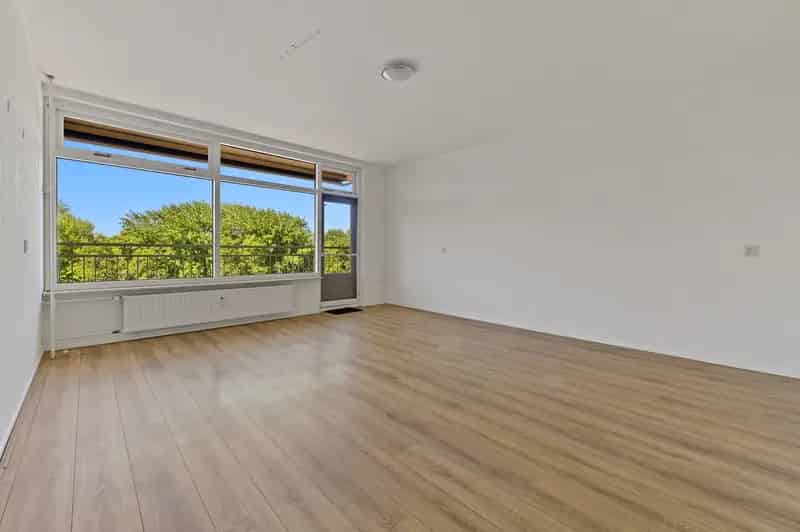 Ruim 2 Kamer Appartement Den Haag Zuidwesten Balkon