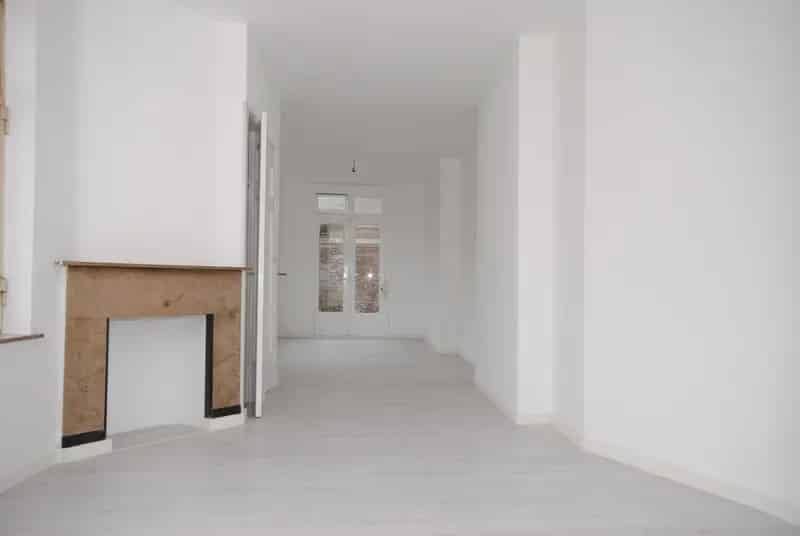 3 Kamer Appartement Laakkwartier 70m2 Tuin