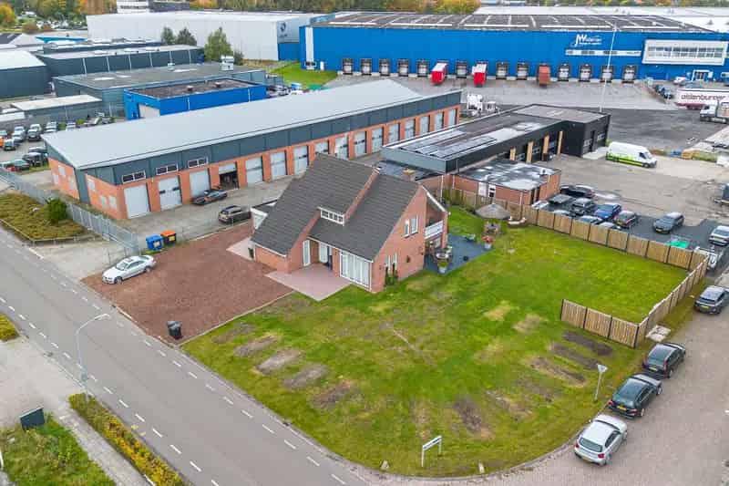 Bedrijfswoning Hoogezand: Wonen en Werken gecombineerd