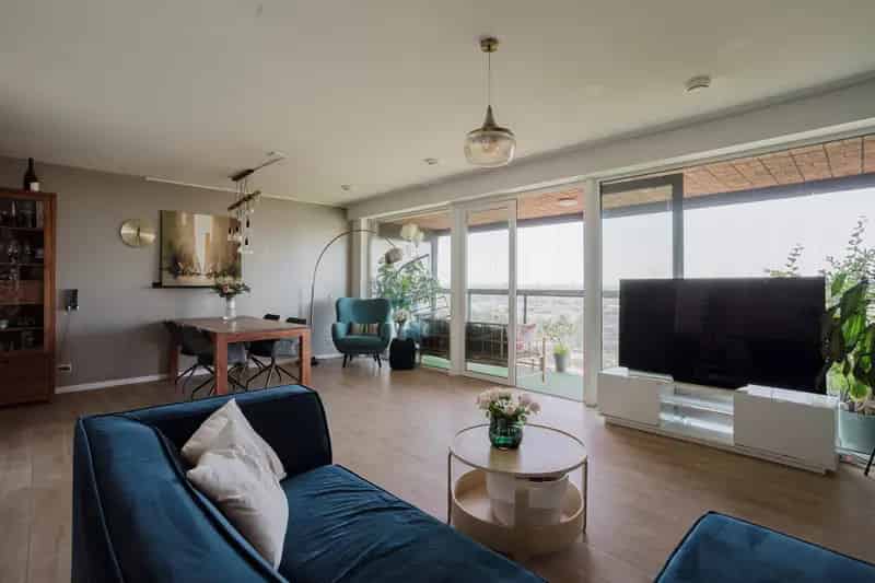 Ruim 3-kamer appartement IJburg met balkon en uitzicht