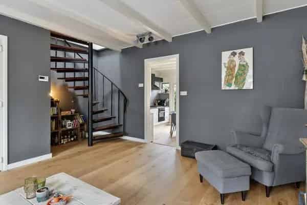 Gerenoveerde woning Burgh-Haamstede 3 slaapkamers tuin