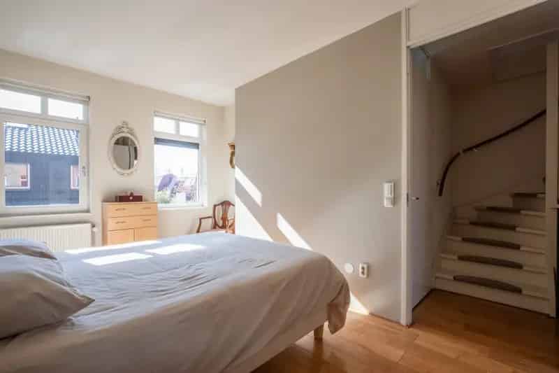 Huis te koop Aalsmeer: Energiezuinig Familiehuis met 3 slaapkamers en tuin