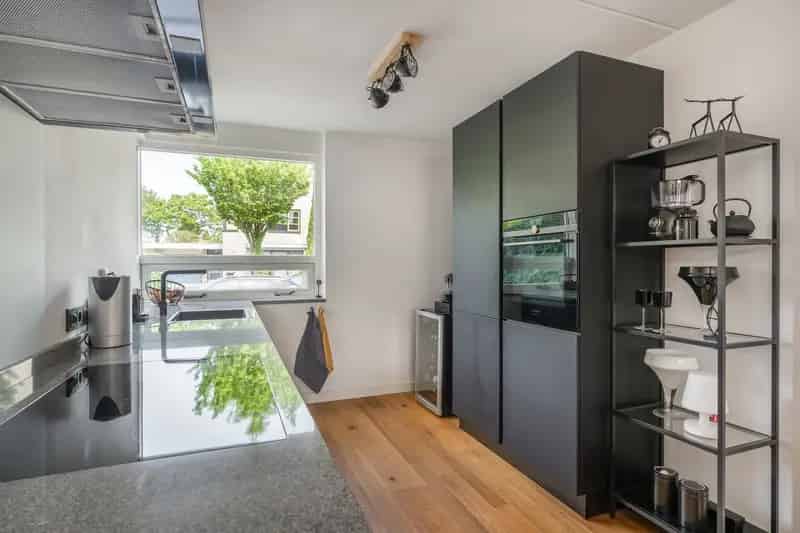 Tussenwoning Zaltbommel: Instapklaar & Ruim