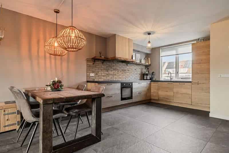 Eengezinswoning Assendelft Zuid 4 slaapkamers moderne keuken