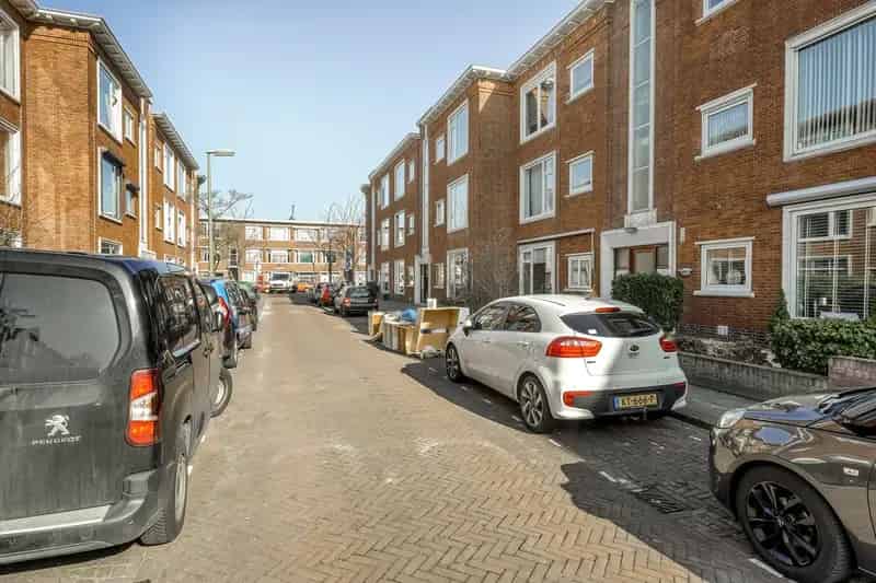 4 Kamer Appartement te koop Leyenburg Den Haag