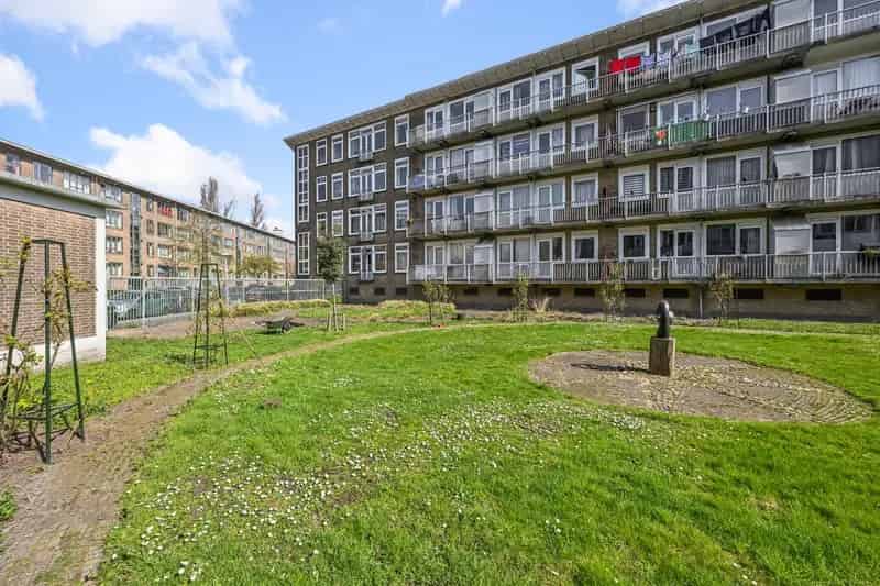 Top appartement Bos en Lommer 2 slaapkamers balkon berging