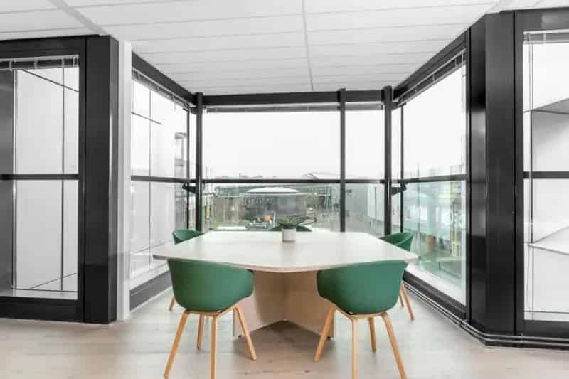 Privékantoor Amsterdam - 5-6 Personen - Volledig Gemeubileerd