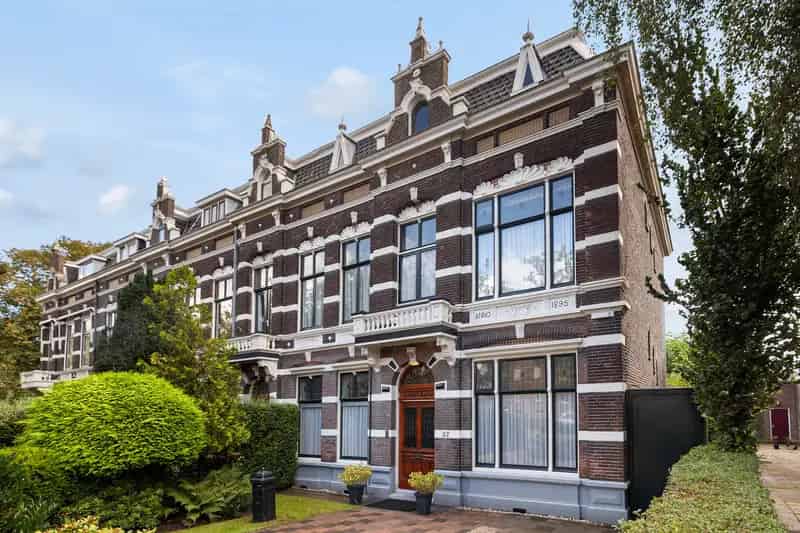 Herenhuis Vlaardingen Oude Haven 298m² Parkeren Tuin
