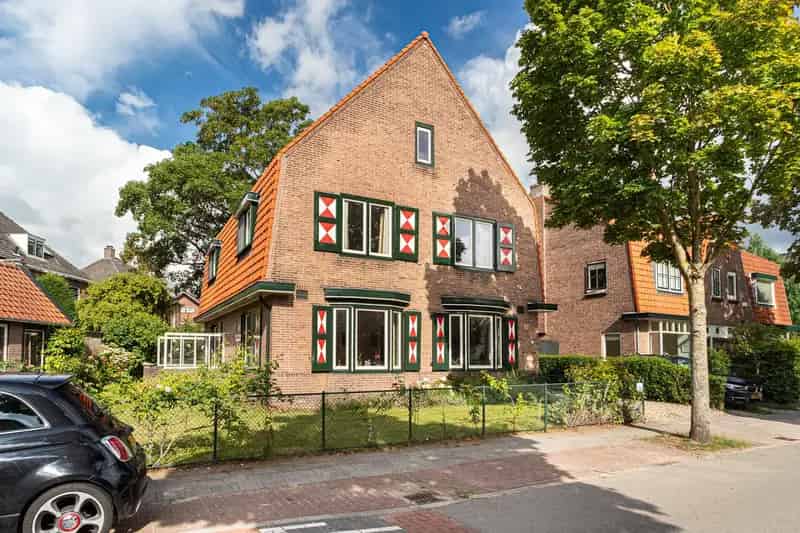 Huis te koop: Stadhouderslaan 1 1213 AG Hilversum | Funda