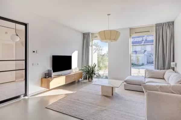 Luxe Hoekwoning Almere Duin 190m2 3 Slaapkamers Tuin