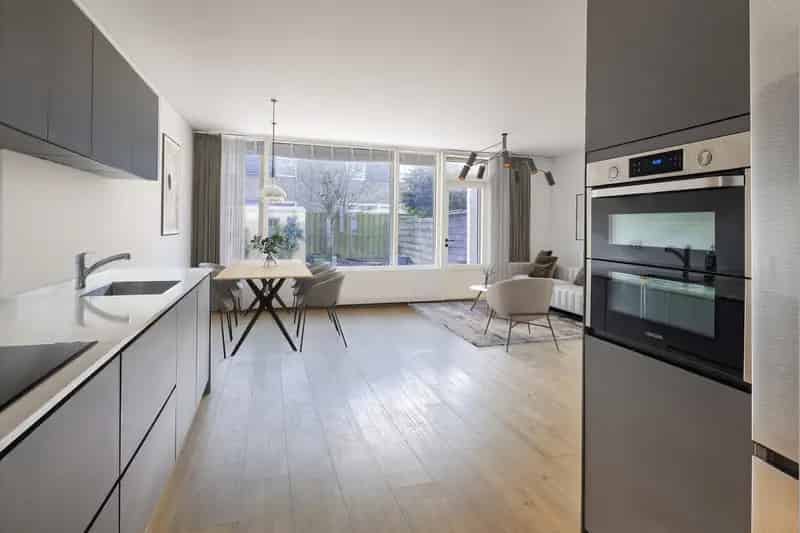 4 Slaapkamers 3 Badkamers Zonnepanelen Energielabel A Grote Tuin