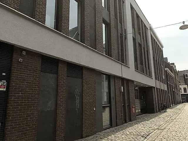 Studio Maastricht Centrum Nabij Winkels en OV